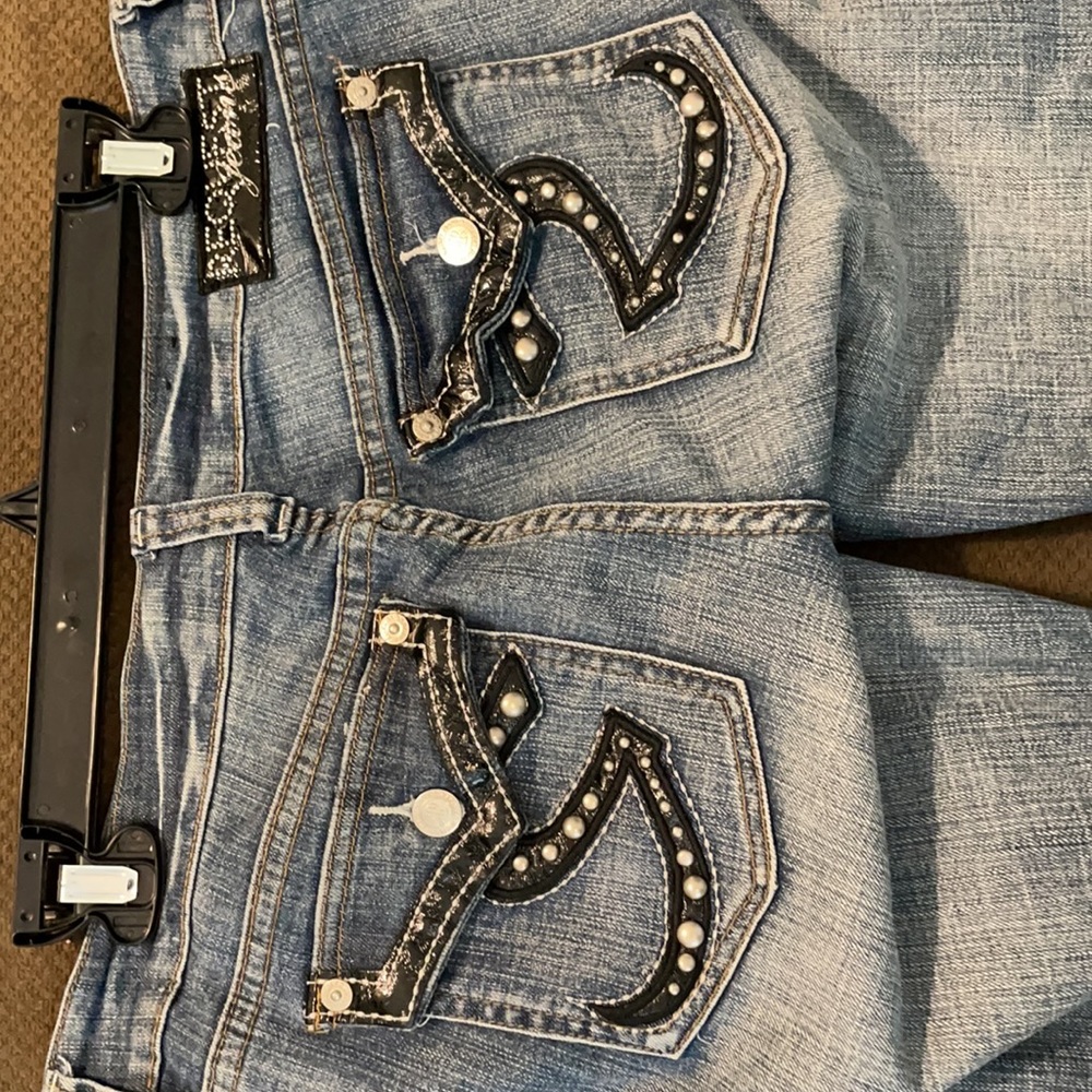Request Jeans - Picture 6 of 8